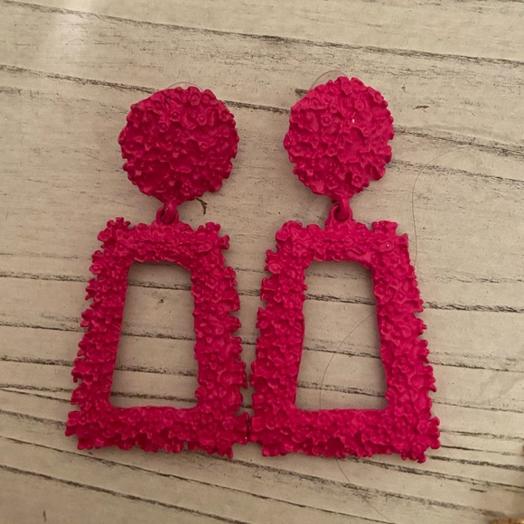 Chunky Earrings - Picture 2 of 2